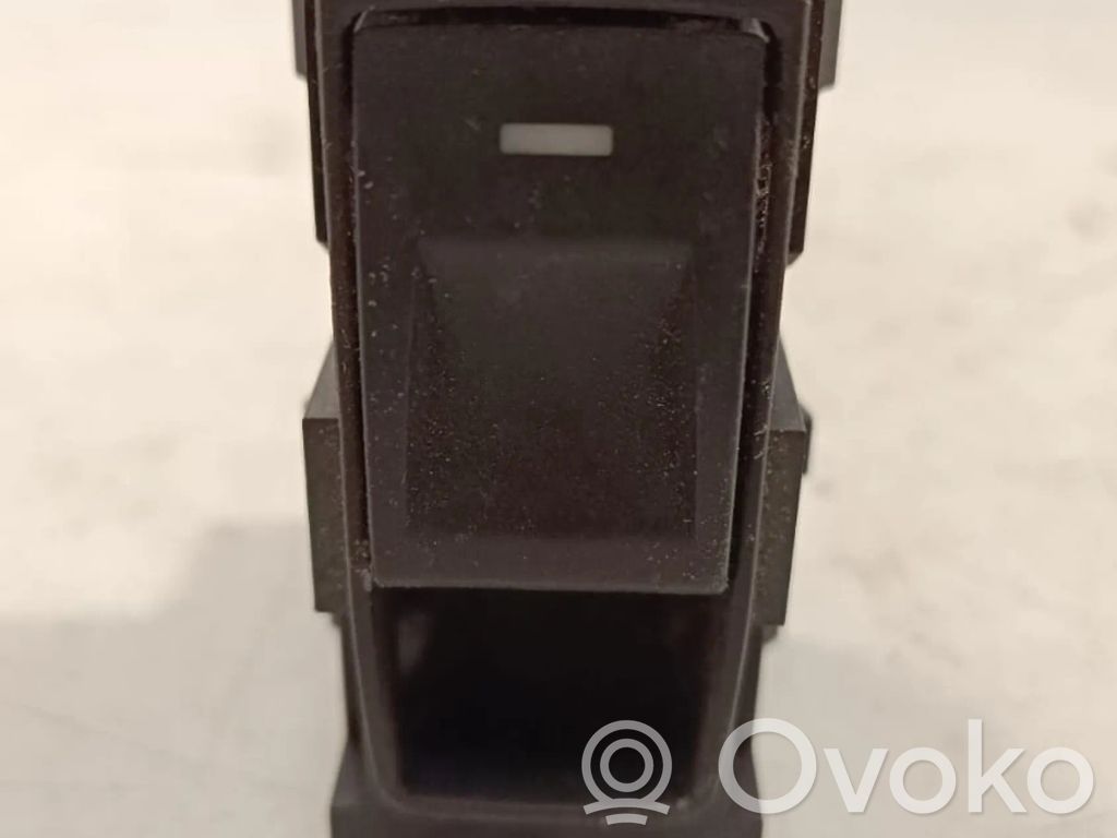 Jeep Grand Cherokee (WK) Electric window control switch 