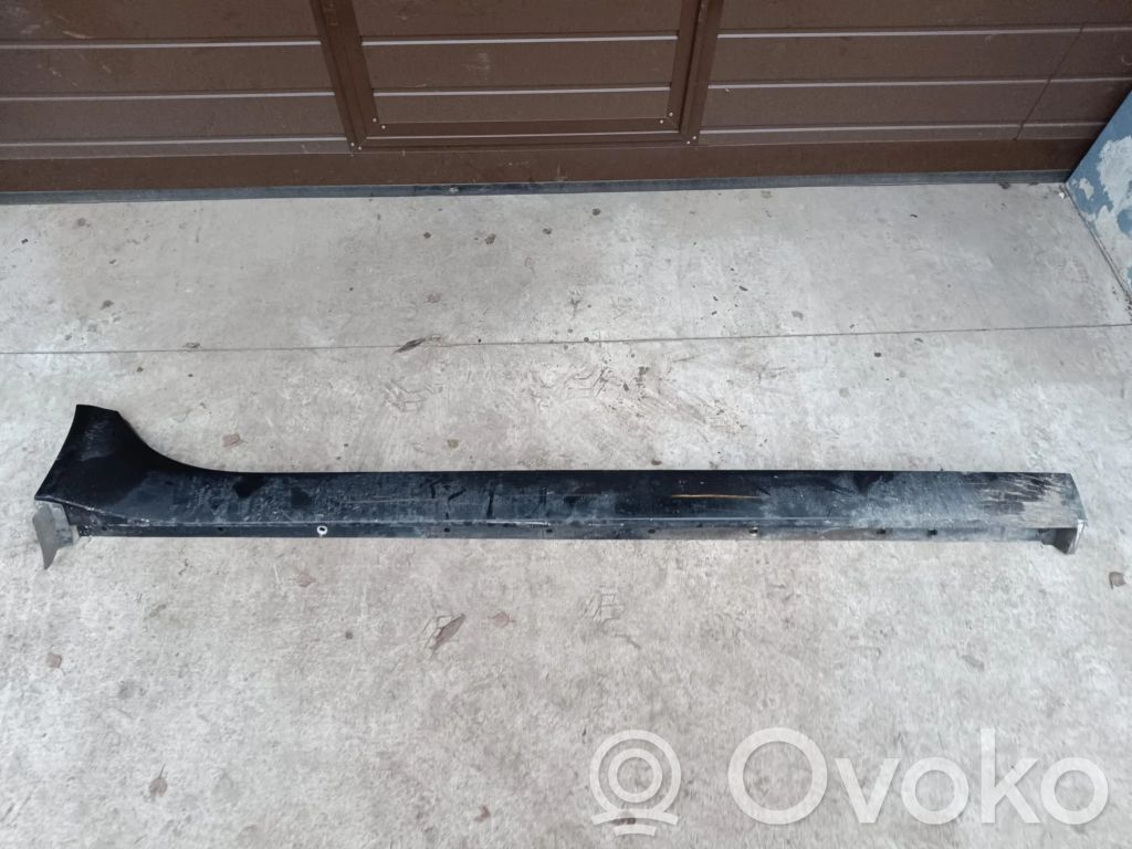 Jaguar XE Moldura del faldón lateral 