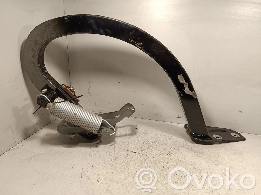 Jaguar XE Tailgate/trunk/boot hinge 