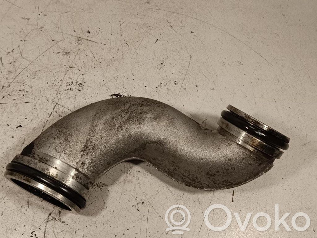 BMW X5 E70 Turbo air intake inlet pipe/hose 