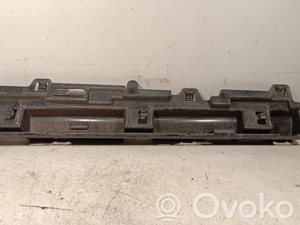 BMW 3 F30 F35 F31 Ślizg listwy progowej 