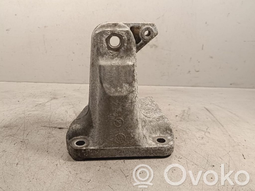 BMW 3 F30 F35 F31 Engine mounting bracket 