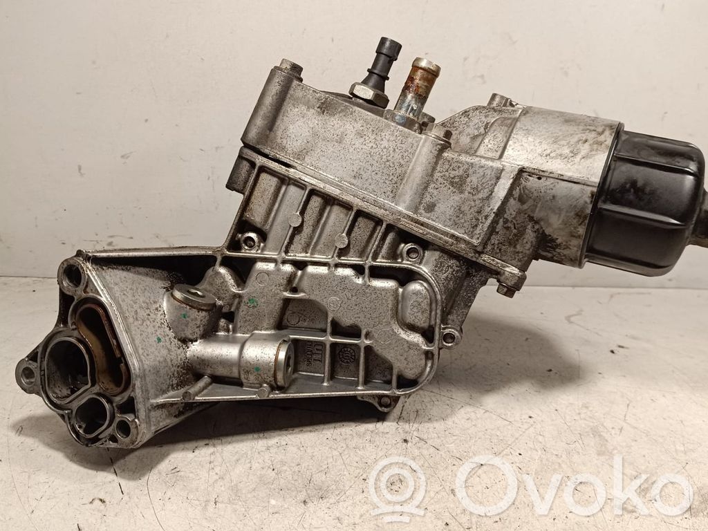 Lancia Thema Mocowanie / uchwyt filtra oleju 