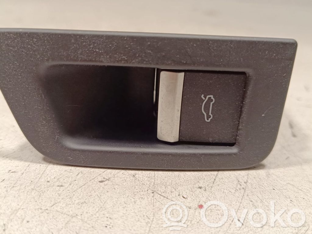 Audi Q7 4M Interruptor para abrir la puerta trasera 