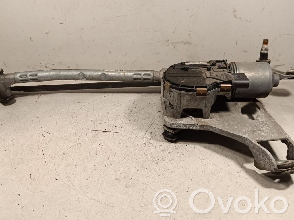 Audi Q7 4M Wischergestänge Wischermotor vorne 