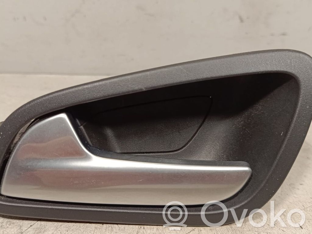 Ford Kuga II Manecilla interna puerta trasera 
