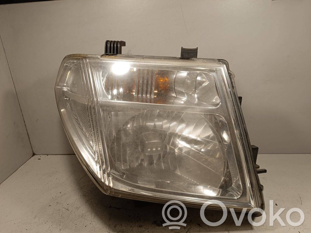 Nissan Navara D40 Scheinwerfer 