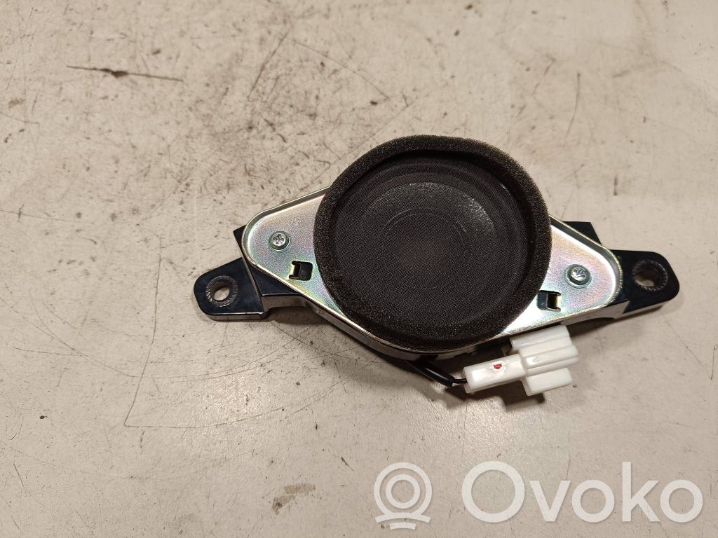 KIA Sorento Panel speaker 