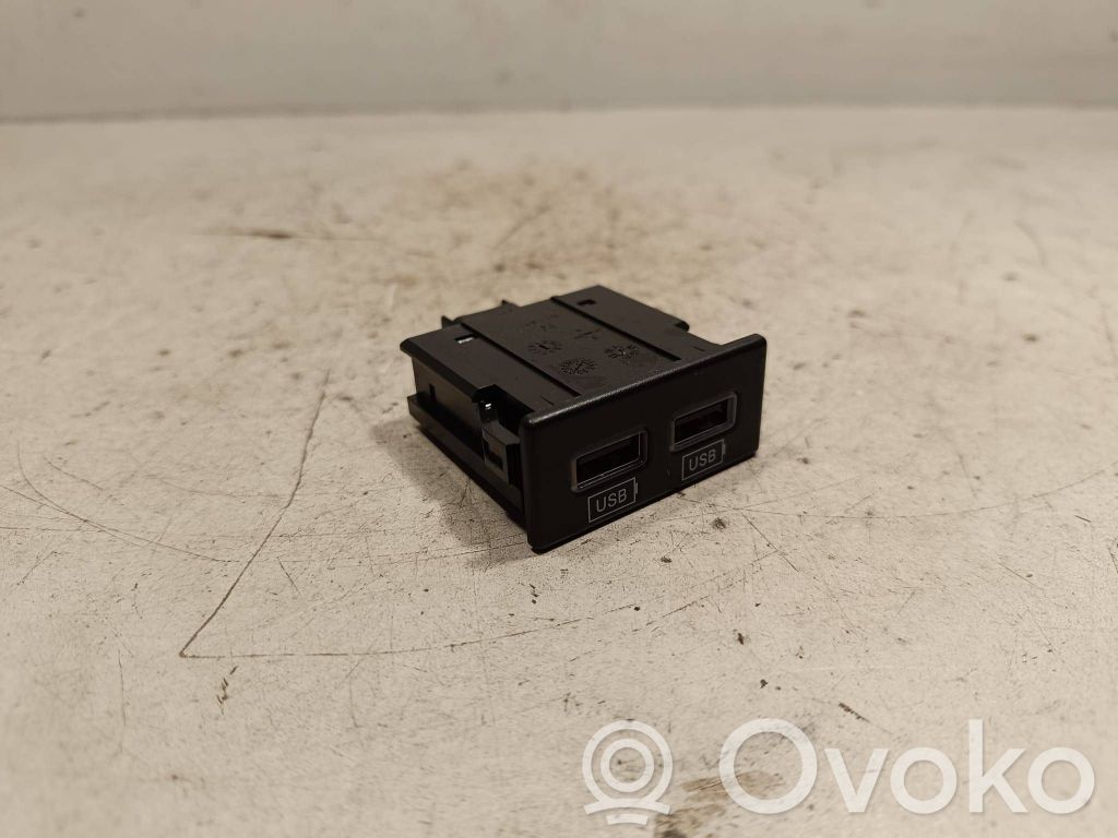 Jeep Grand Cherokee Enchufe conector USB 