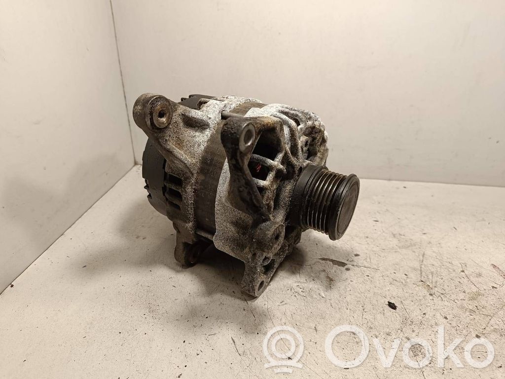 Mercedes-Benz SLK R172 Alternator 
