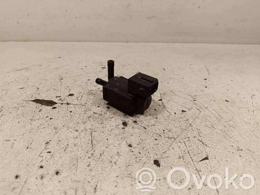 Válvula de vacío   70435600