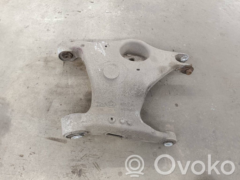Jaguar XE Querlenker hinten 