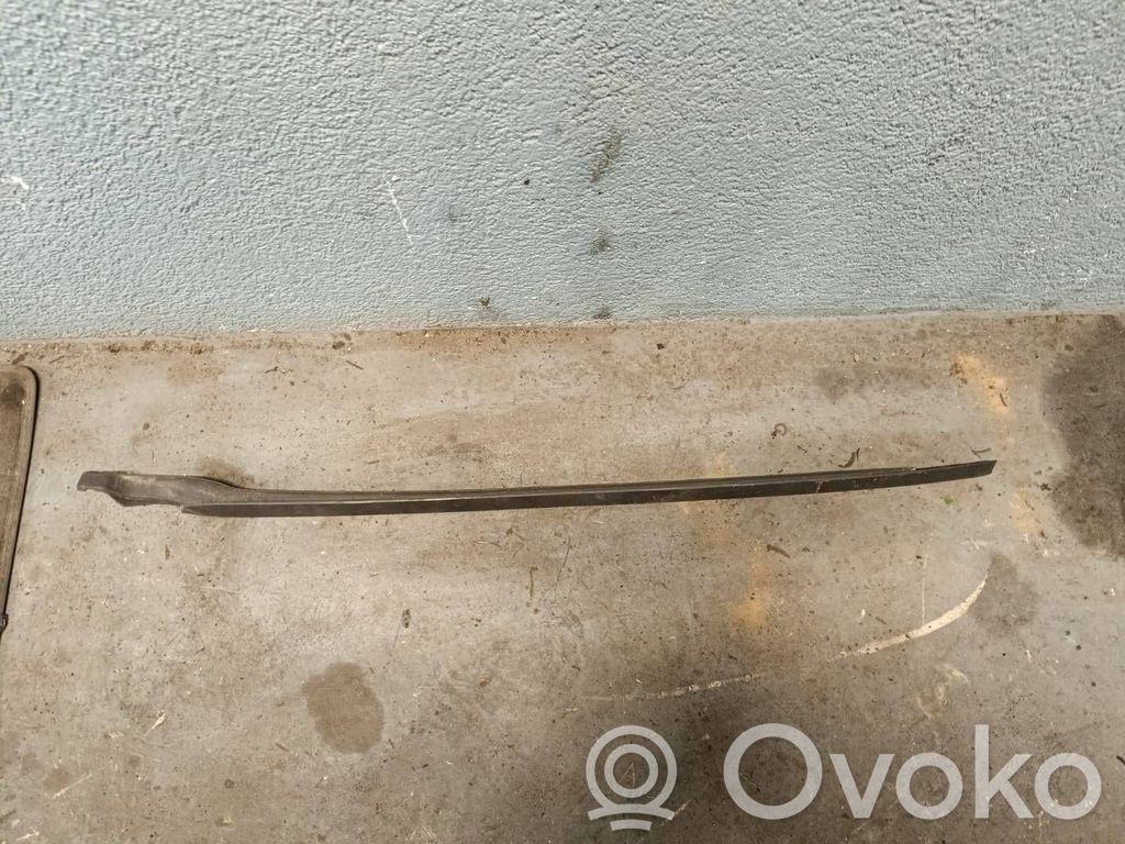 Jaguar XE Windshield trim 