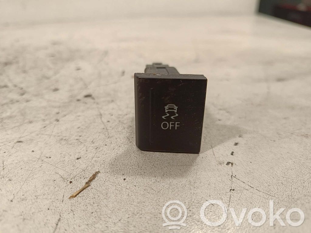 Volkswagen Amarok Traction control (ASR) switch 