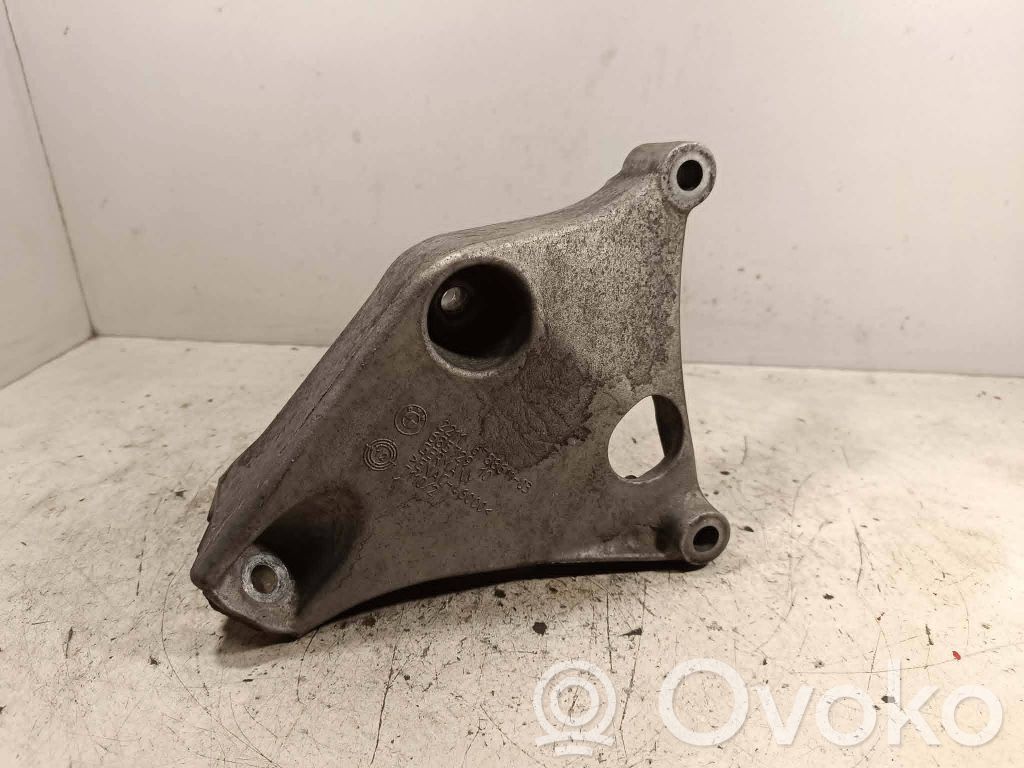 BMW 3 F30 F35 F31 Engine mounting bracket 