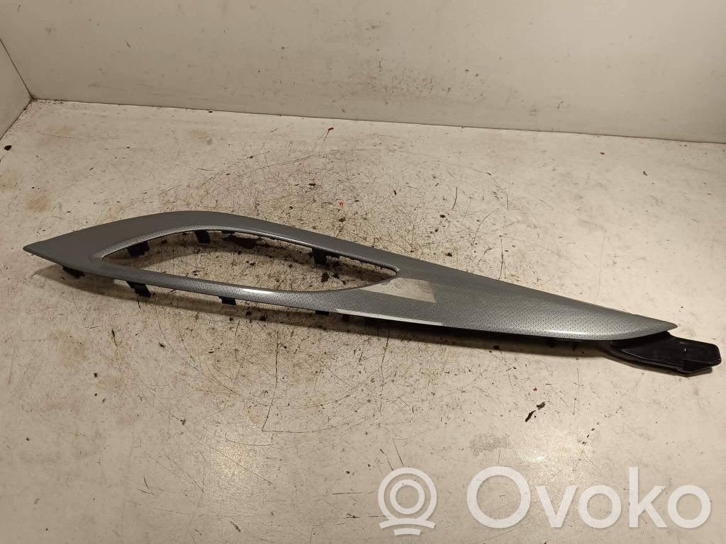 Listwa drzwi przednich   5446002