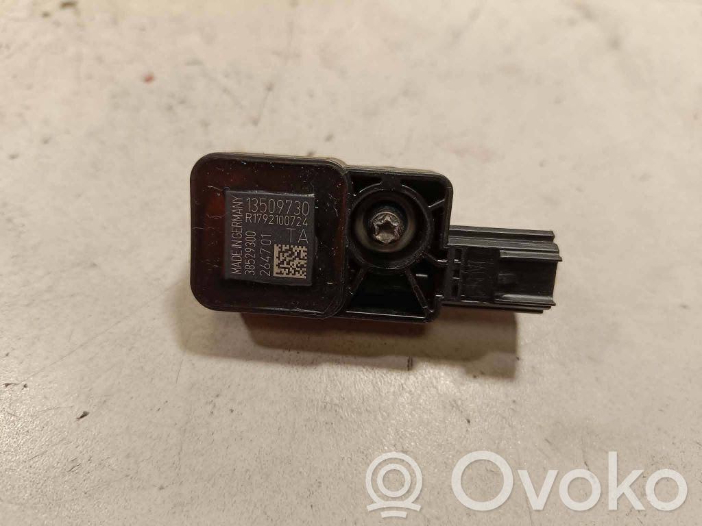 Opel Insignia B Senzor impact/declanșare airbag 