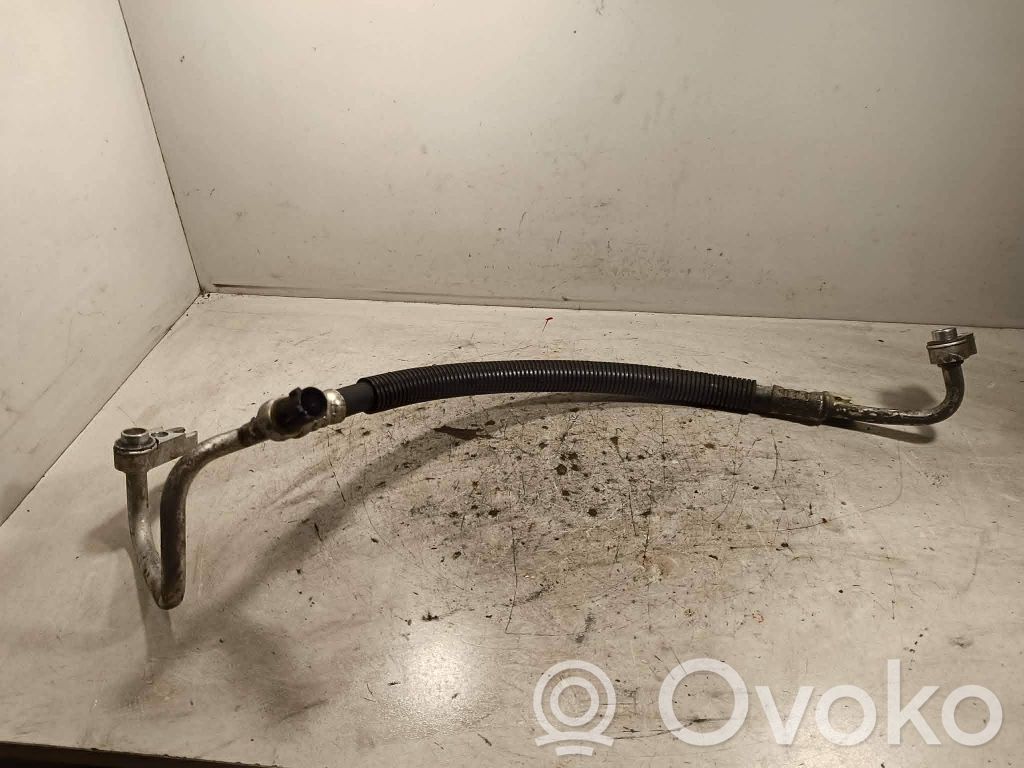 Jeep Grand Cherokee Engine coolant pipe/hose 