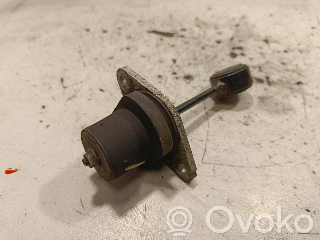Audi Q7 4M Engine mounting bracket 