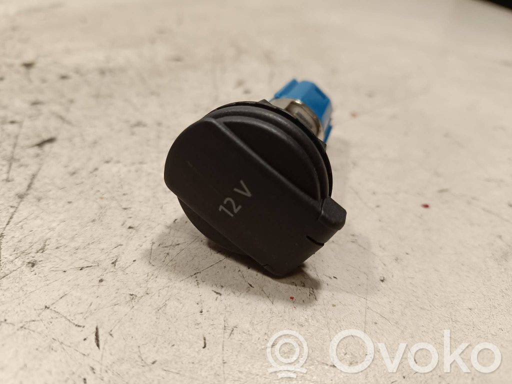 Audi SQ7 12 V Socket (front) 