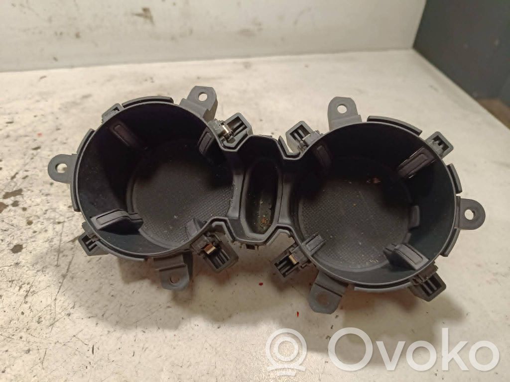 Audi SQ7 Cup holder 