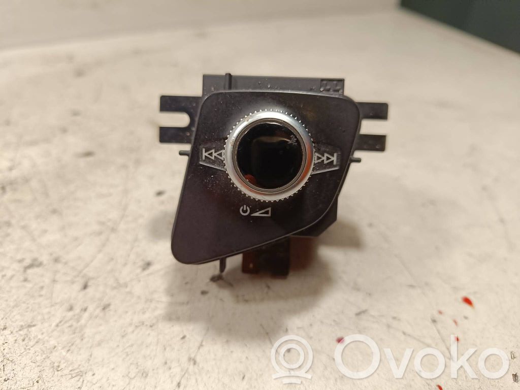 Audi SQ7 Mando de control del sonido 