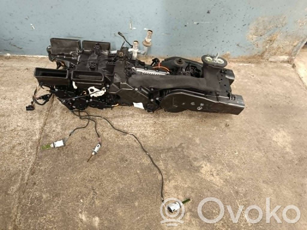 Audi SQ7 Salono oro mazgo komplektas 