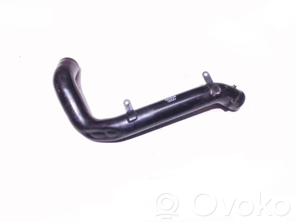 Audi A4 S4 B7 8E 8H Furtun/conductă intercooler 