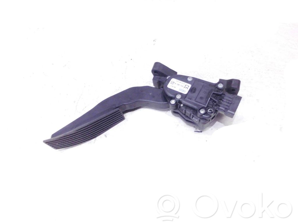 Opel Signum Pedał gazu / przyspieszenia 
