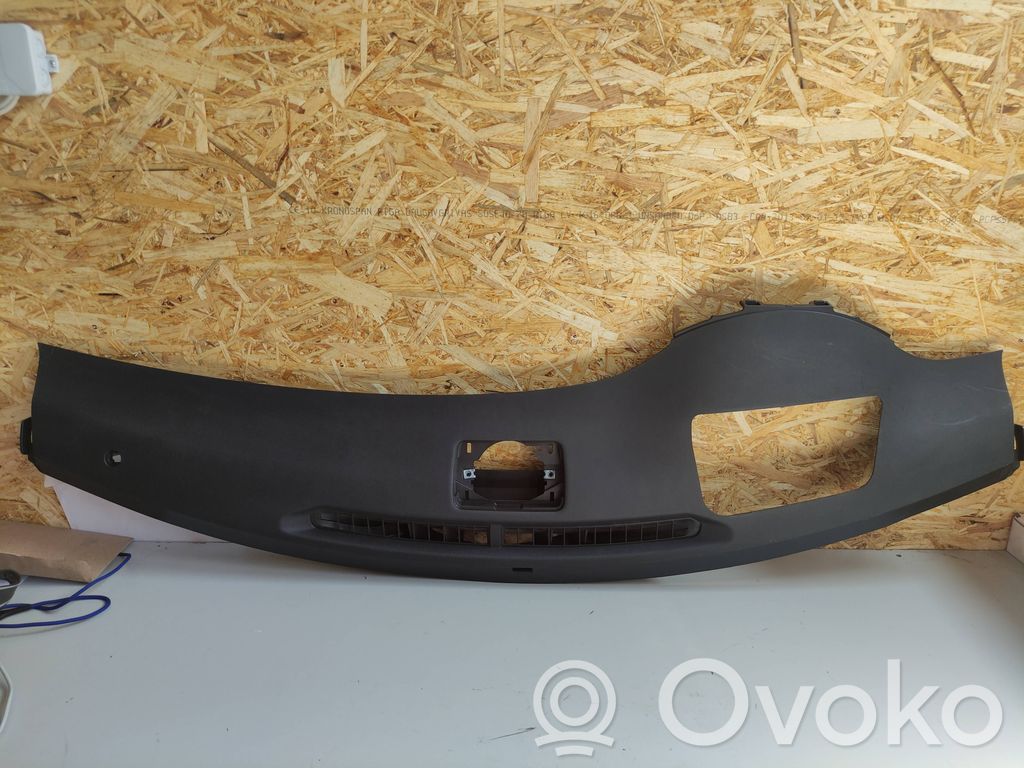Toyota Yaris XP210 Panelė 