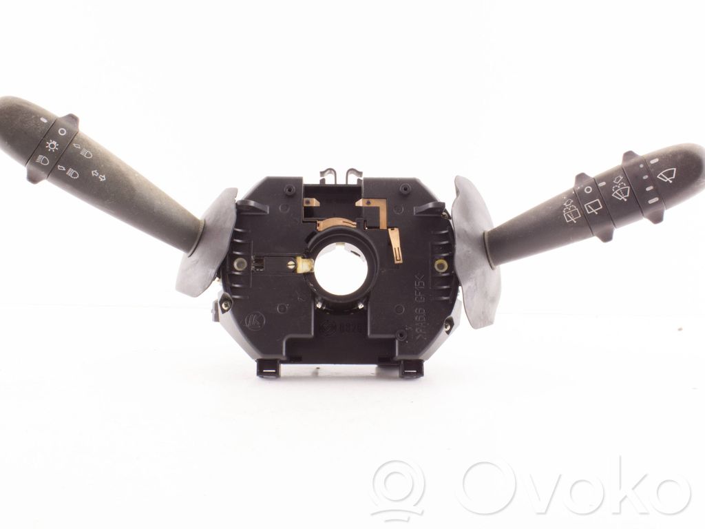 Alfa Romeo 147 Interruptor/palanca de limpiador de luz de giro 
