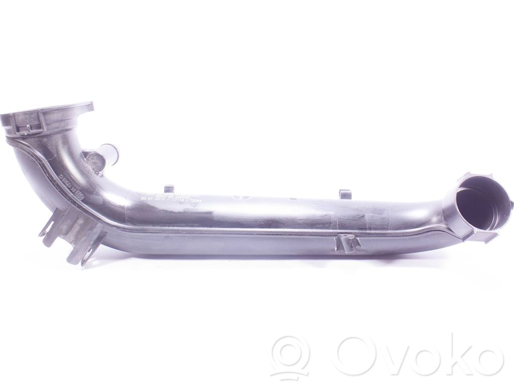 Volkswagen PASSAT B8 Wąż / Rura intercoolera 