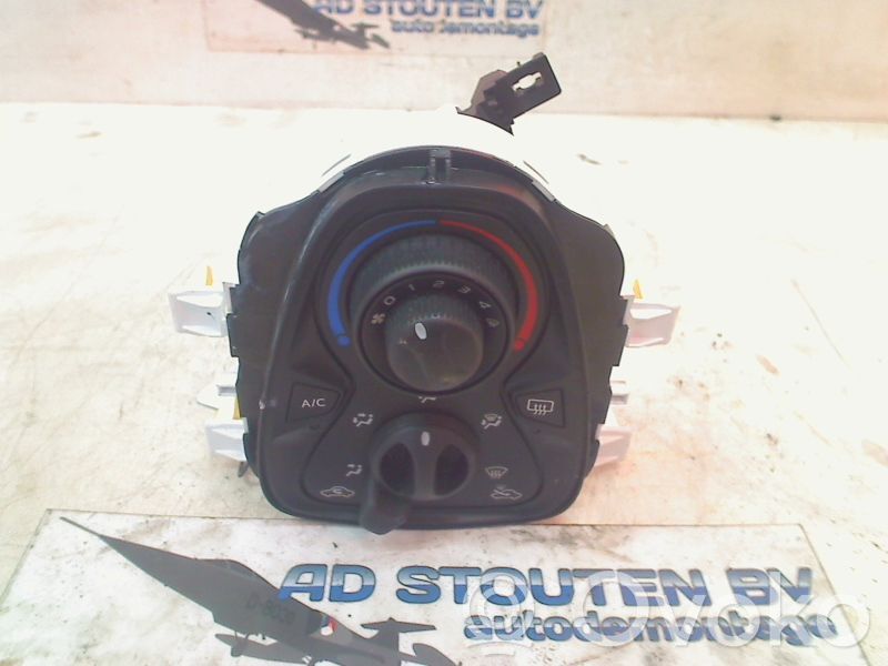 Citroen C1 Climate control unit 
