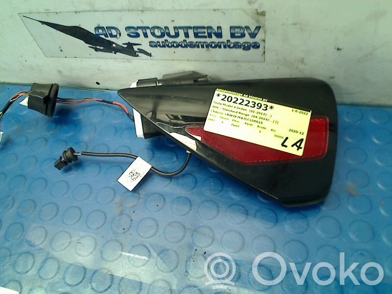 Tesla Model 3 Takavalon heijastin 