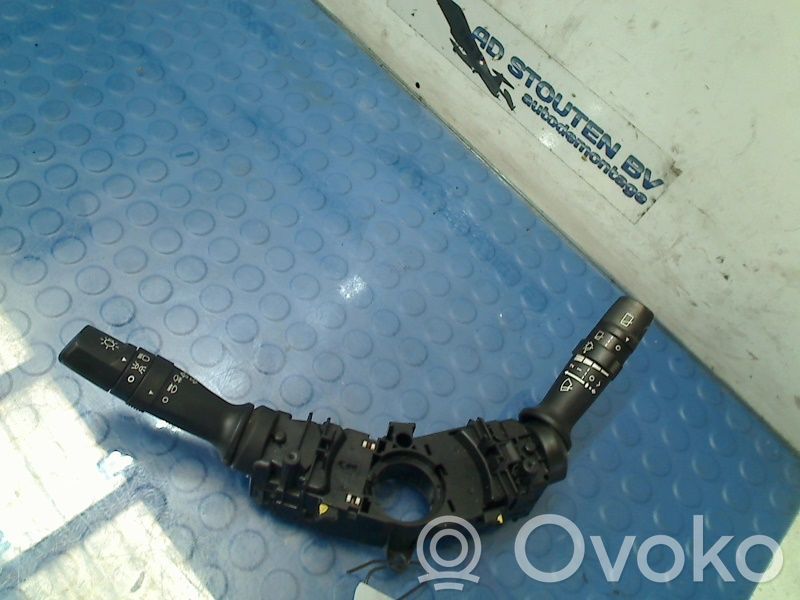 Hyundai i30 Boutons / interrupteurs volant