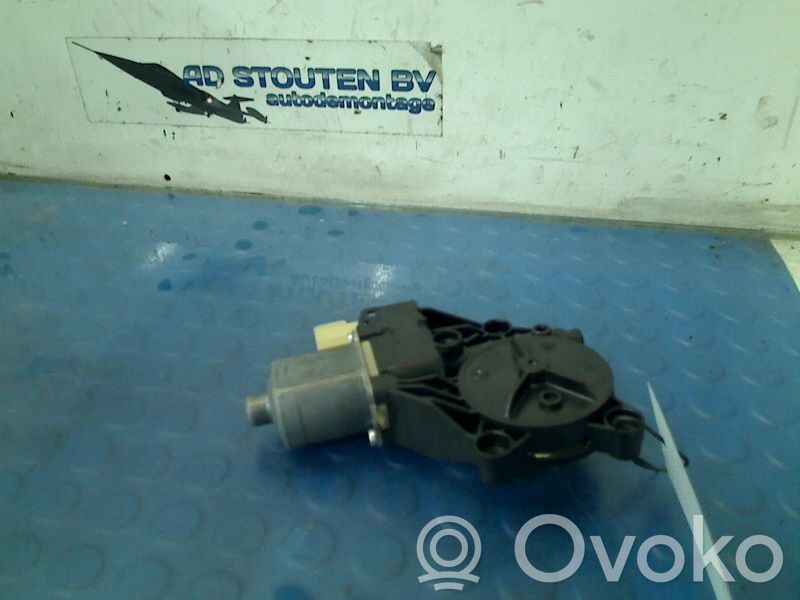 Ford Fiesta Motor macara geam ușă față
