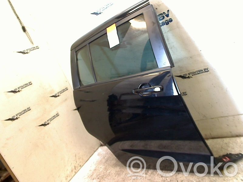 Side sliding door