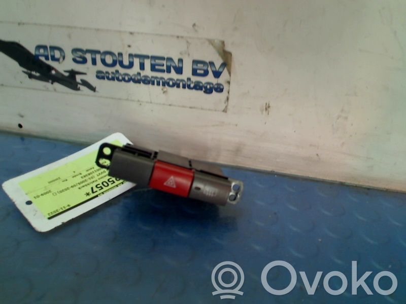 Comutator lumini pericol   75D170,75D170,75D170