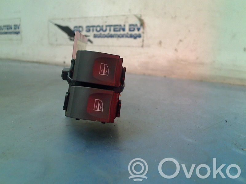 Interruptor del elevalunas eléctrico   254118044R,254118044R,254118044R