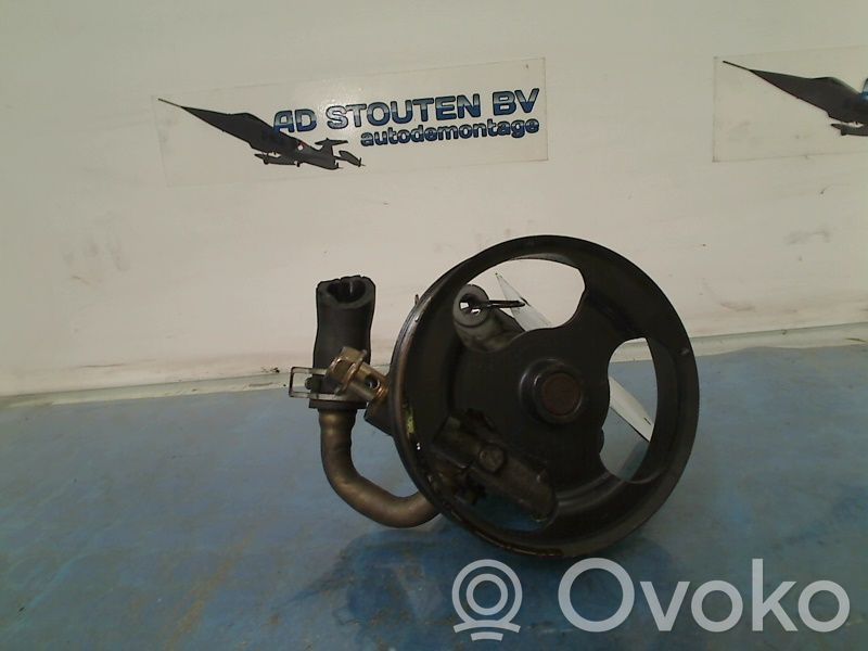 Ohjaustehostimen pumppu   3Y24858,3Y24858,3Y24858