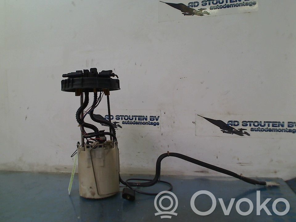 Mercedes-Benz Sprinter W906 Bomba interna de combustible