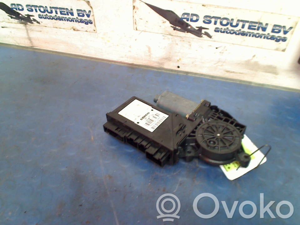 Audi A2 Moteur de lève-vitre de porte avant 