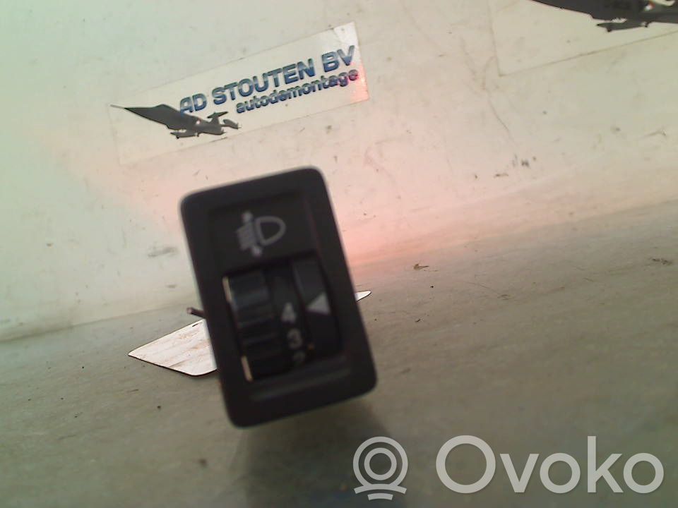 Suzuki Swift I Comutator control nivel faruri 
