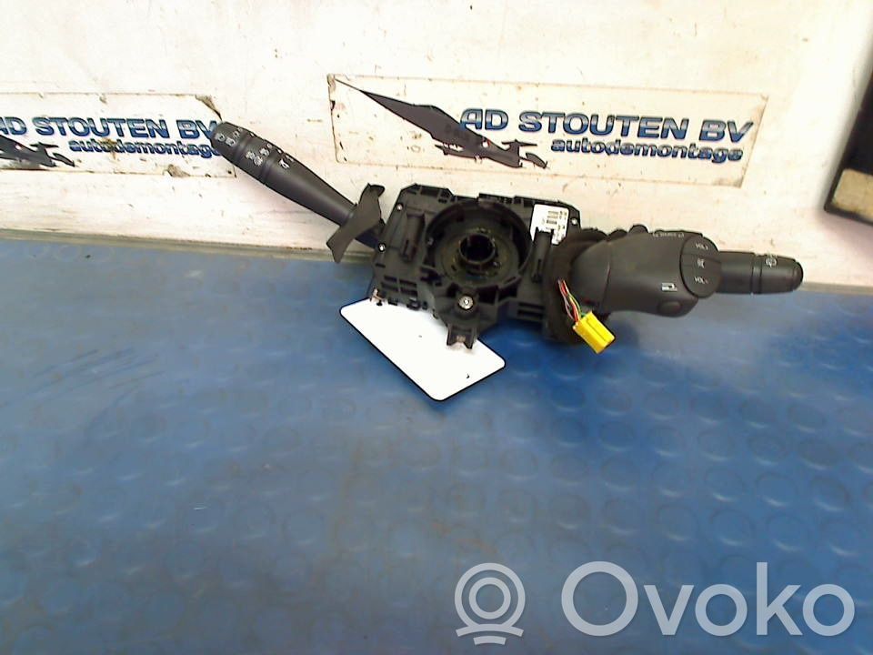 Dacia Duster Boutons / interrupteurs volant