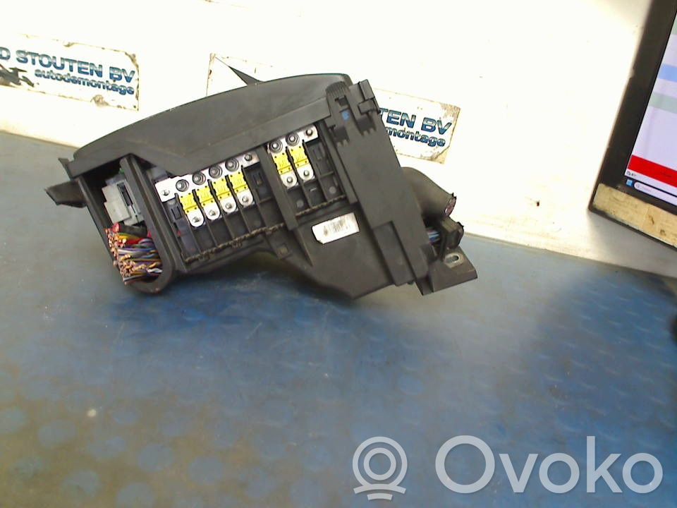 Ford Mondeo MK IV Sicherungskasten komplett 