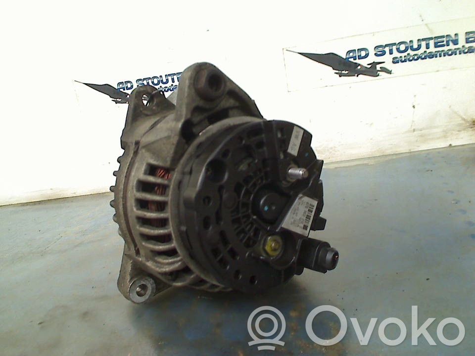 Audi A4 S4 B6 8E 8H Lichtmaschine 