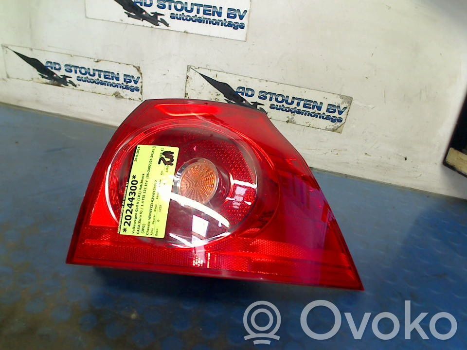 Volkswagen Golf V Luci posteriori 