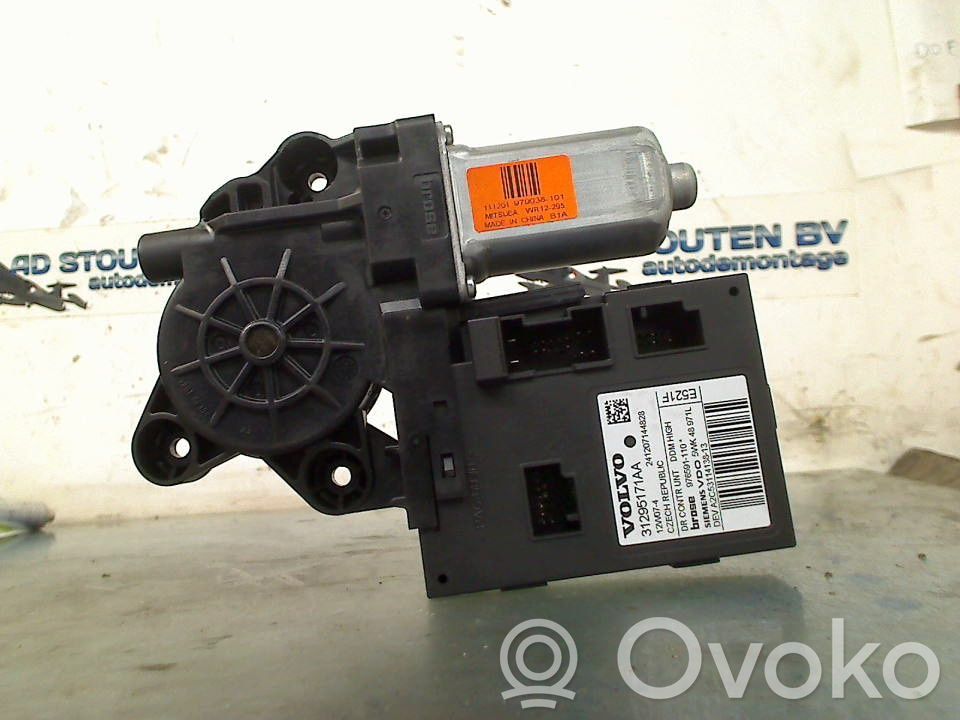 Volvo V50 Motor del regulador de la ventanilla de la puerta delantera 