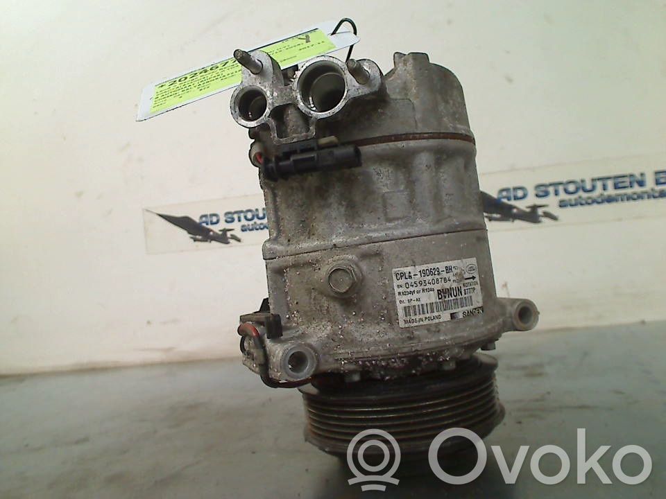 Land Rover Range Rover Velar Compressore aria condizionata (A/C) (pompa)