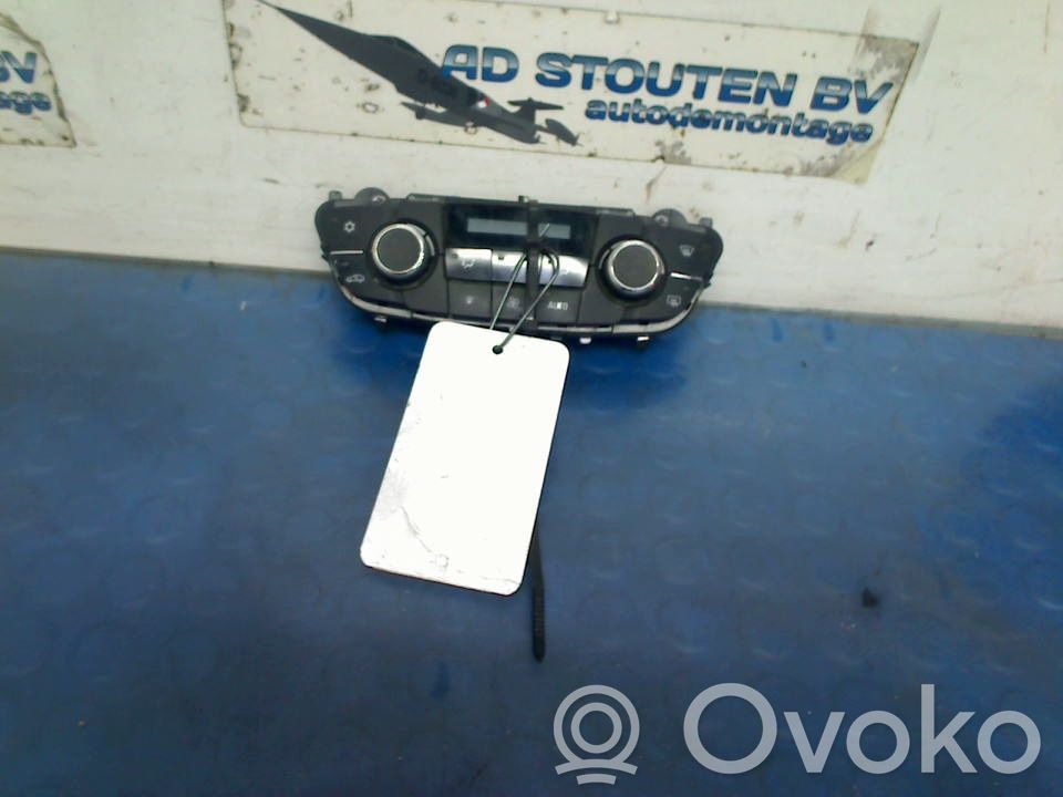 Opel Insignia A Unitate control climatizare 